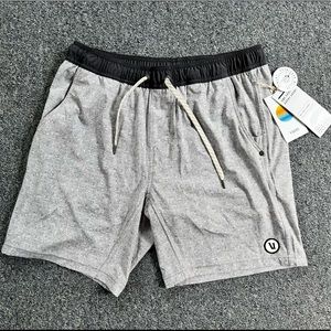 Vuori Kore Short - Grey Twill Texture 🏔
